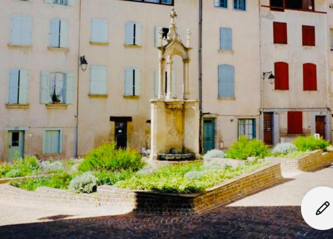 Maison Centre Historique Le Preau Saint Jacques 卡斯特尔 外观 照片